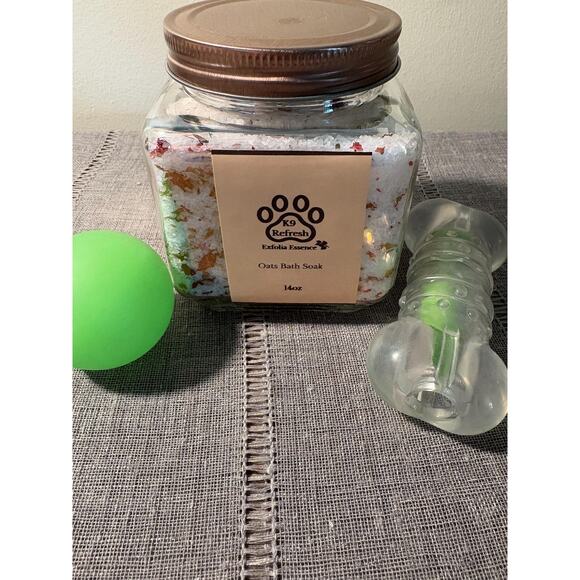 K9 Refresh Oats Bath Soak for Dogs by Exfolia Essence 15oz - Picture 2 of 8